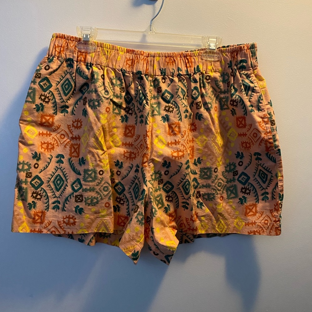 Lucy & Yak Jessie Short, Argan. Size Large.